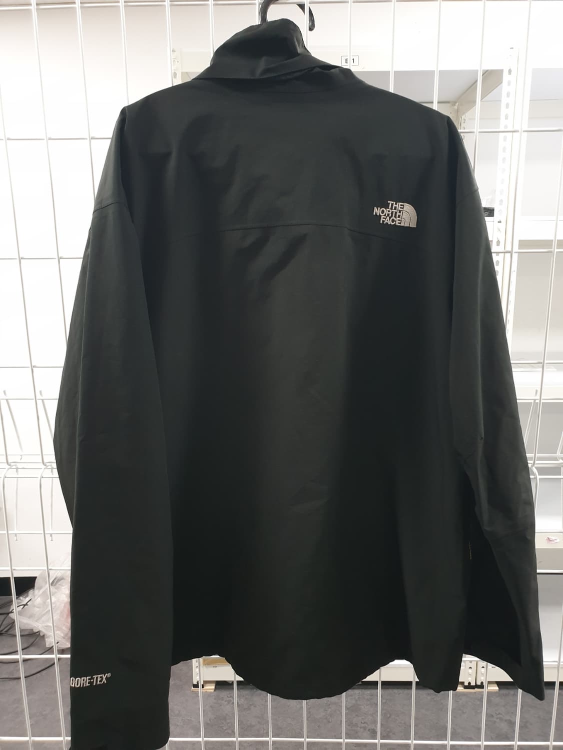 노스페이스 정품 고어텍스 바람막이 110사이즈 판매합니다 상품이미지2