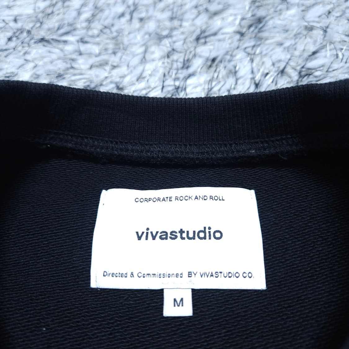 비바스튜디오) M 남자 블랙 맨투맨티셔츠 / 왕눈이샵 상품이미지9
