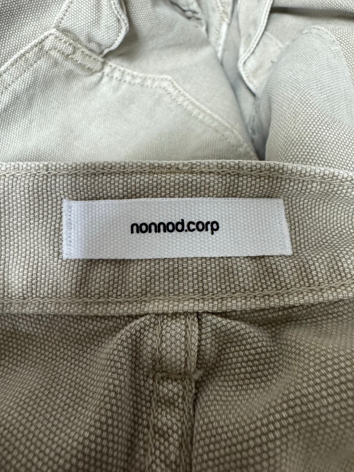 1)논노드 더블니 커버 팬츠 베이지 상품이미지3