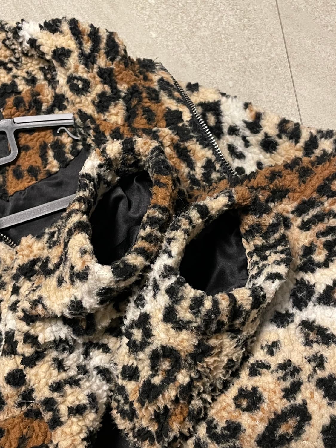 호피 크롭 뽀글이 상품이미지3