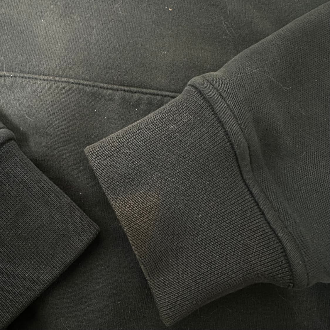 [21년식/정품] 스톤아일랜드 네이비 후드티 상품이미지5