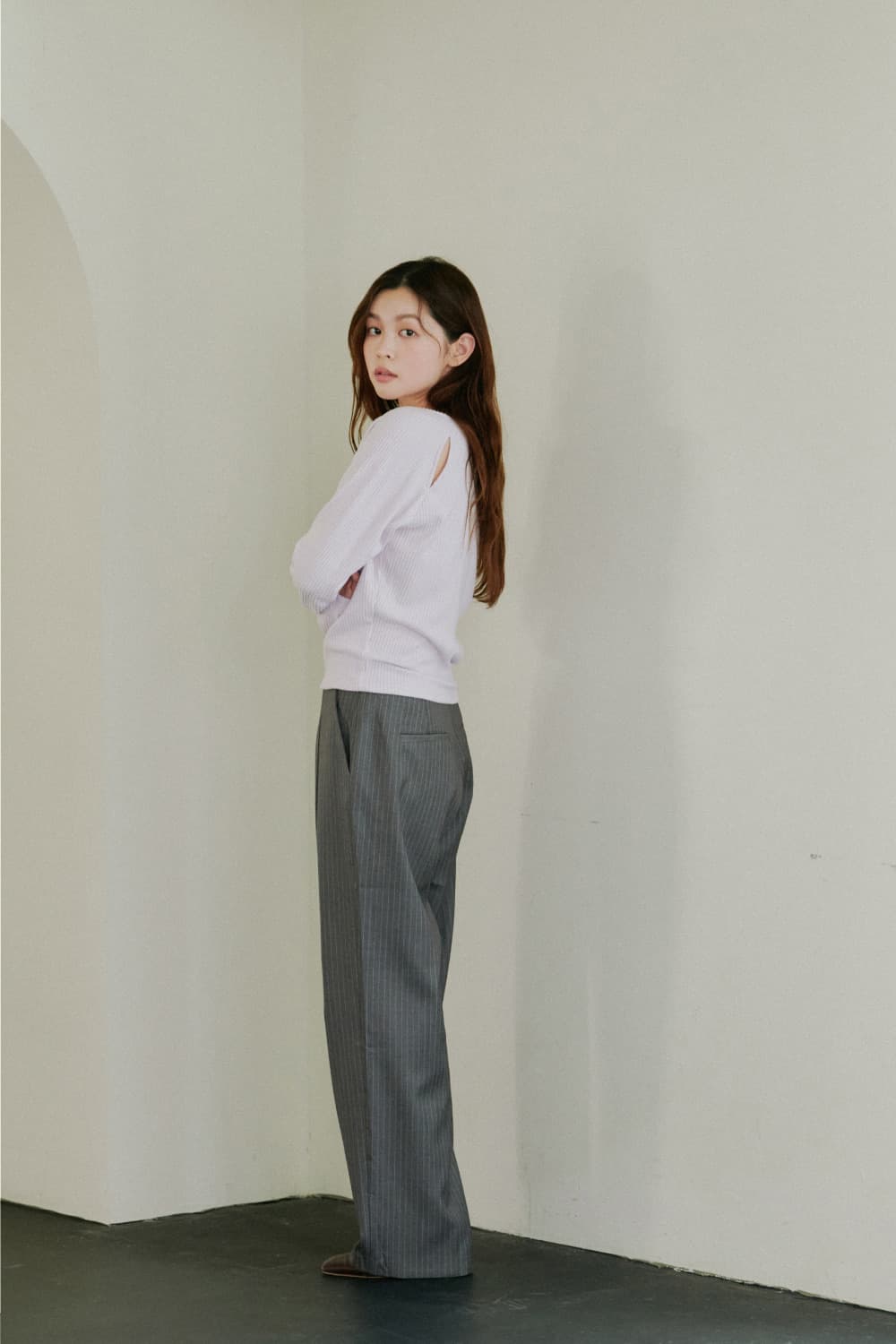 유제 백 슬릿 탑 라일락 S 상품이미지2