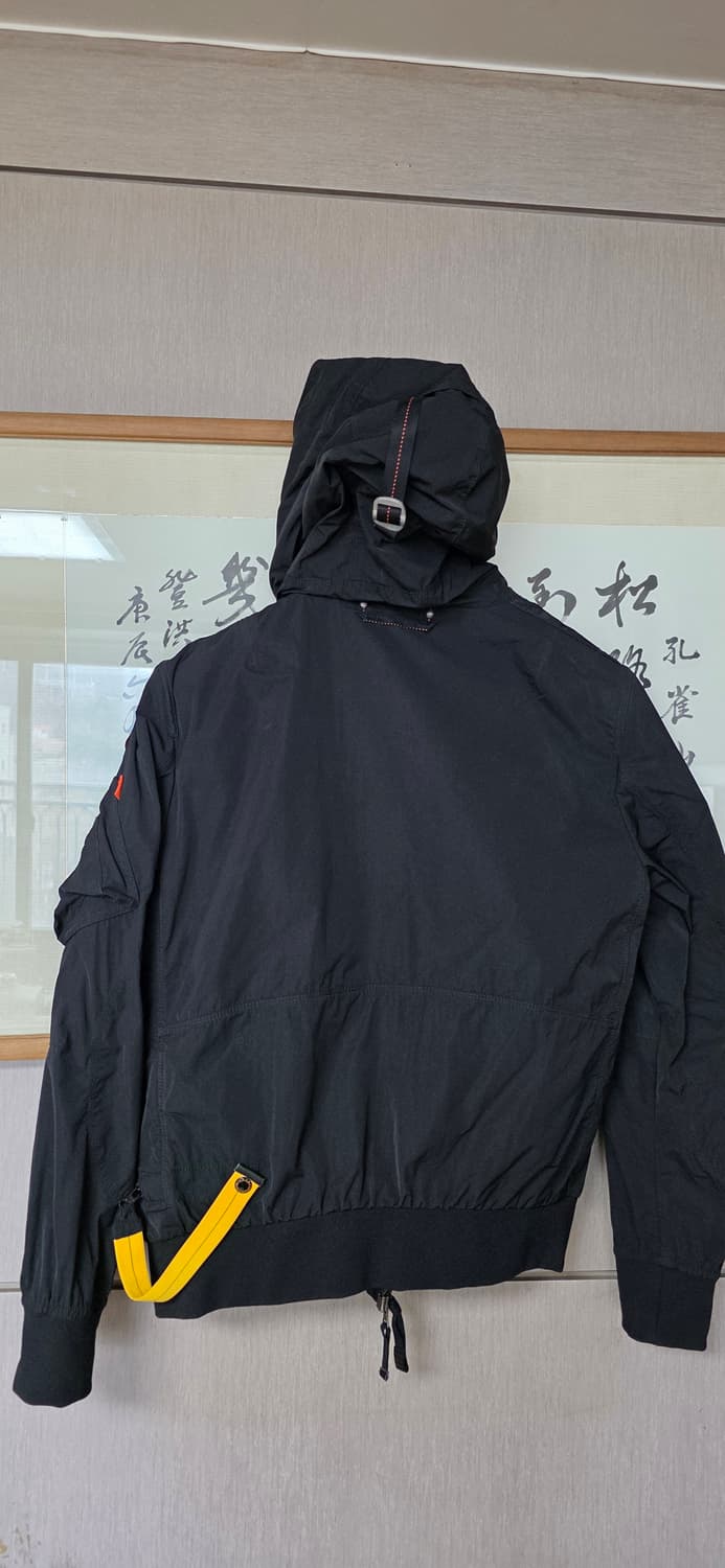 파라점퍼스 고비 스프링 블랙 M사이즈 판매합니다 상품이미지2