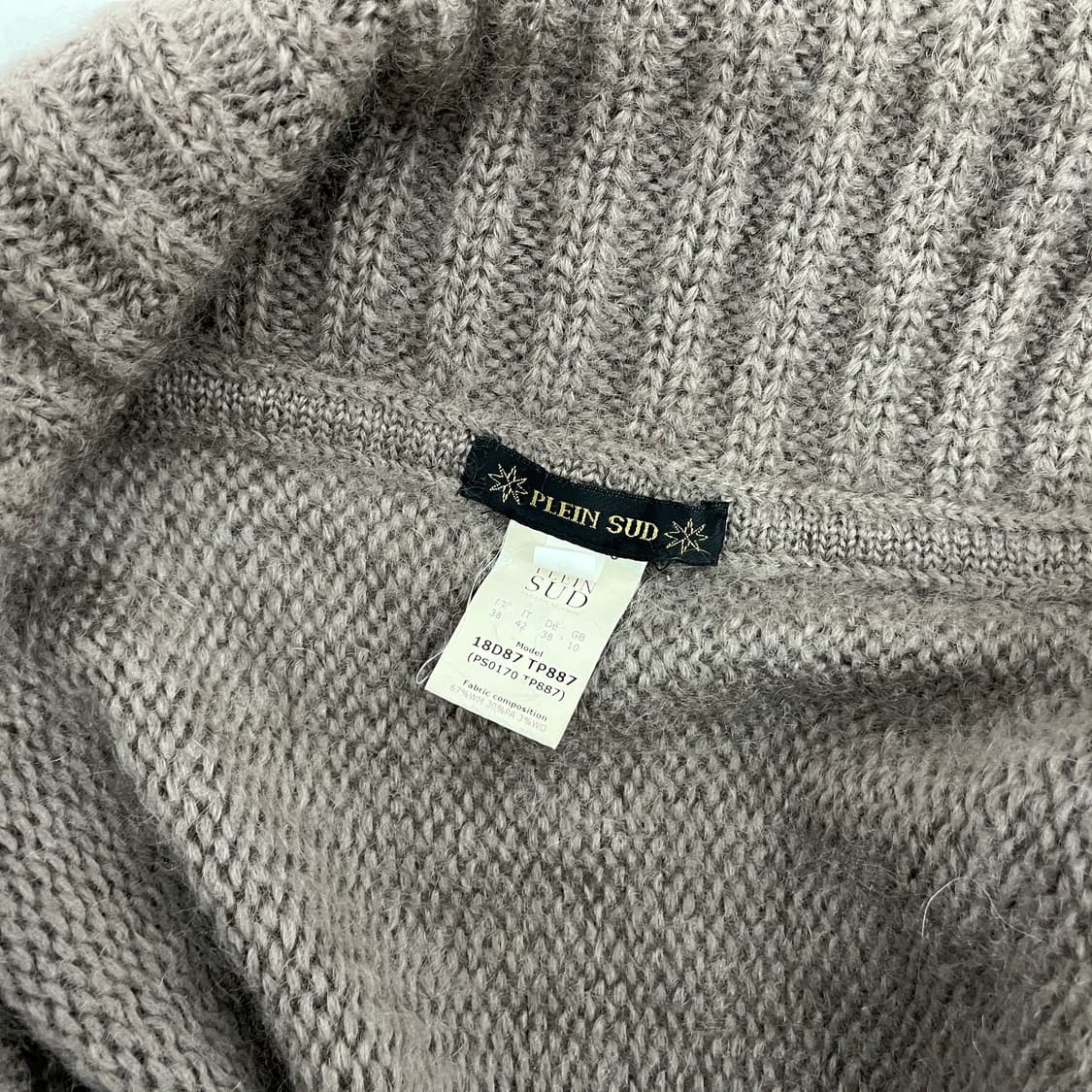 PLEIN SUD 플랑수드 가디건38 상품이미지4