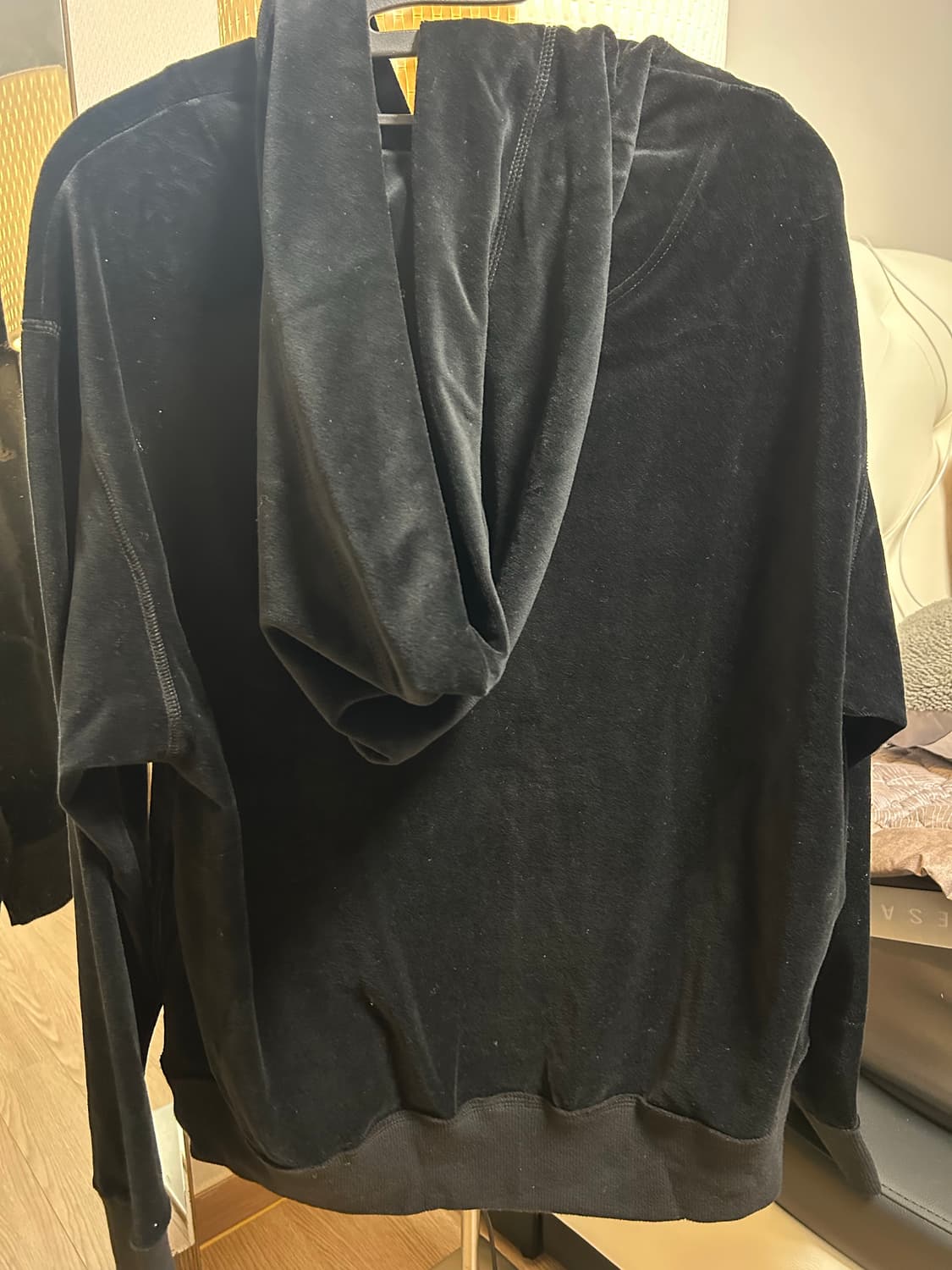 비비안웨스트우드 레드라벨 벨벳 집업 상품이미지2