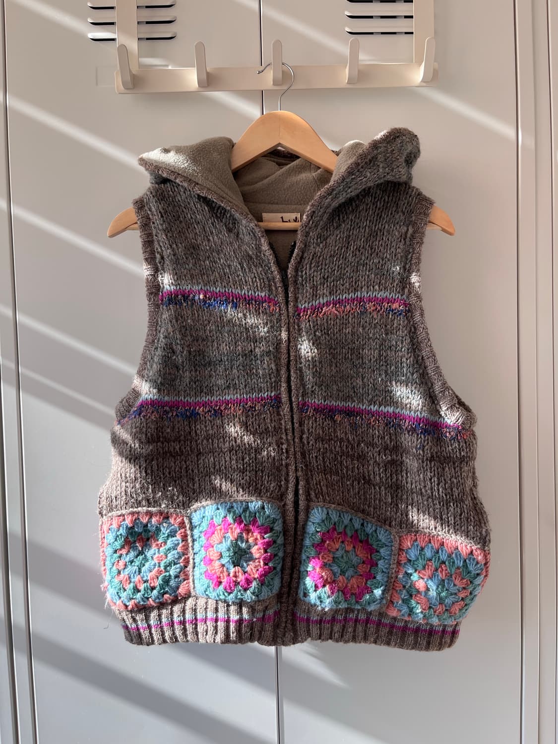 Titicaca 티티카카 모티브 니트 조끼 집업 상품이미지5