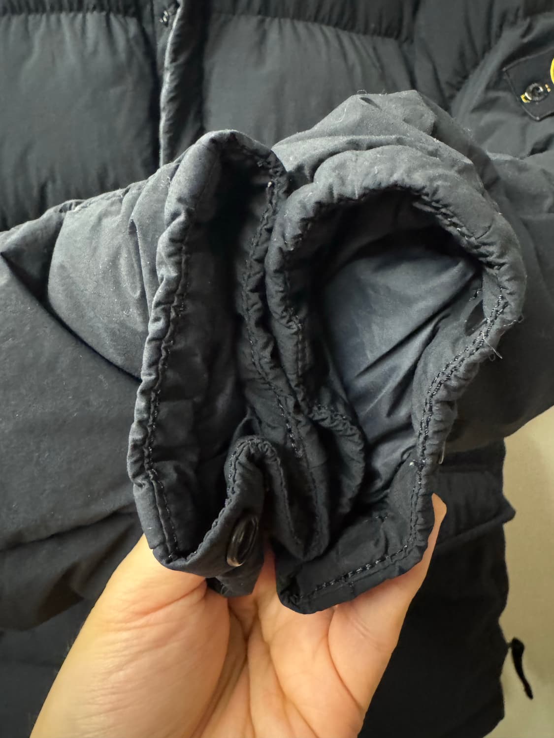 스톤아일랜드 가먼트다이드 크링클랩스 패딩 상품이미지4