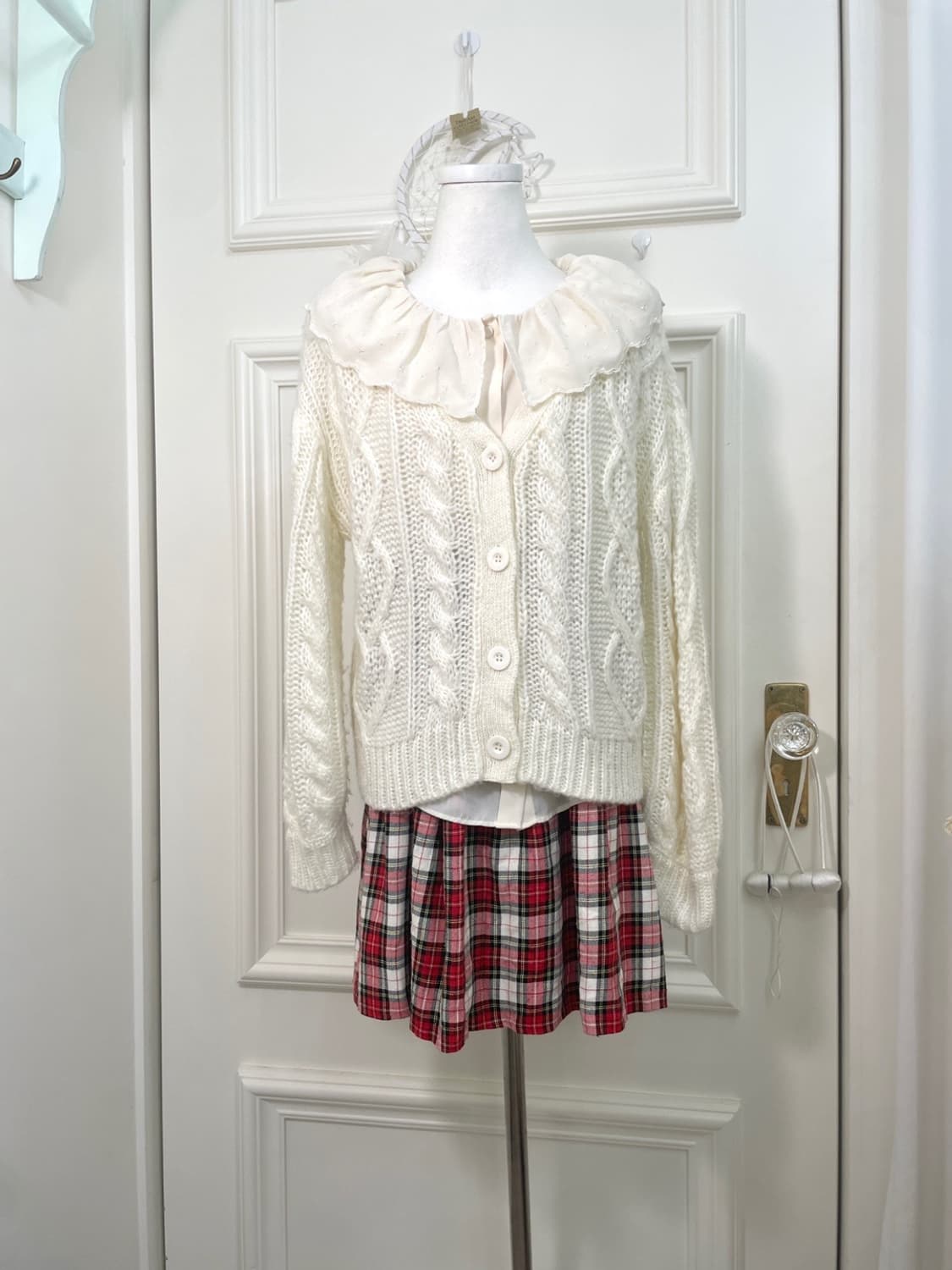 ivory basic v-neck twist cardigan&EARTH 상품이미지1