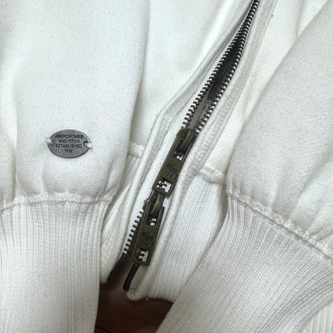 아베크롬비 투웨이 울프죠 화이트 아이보리 후드집업 00s y2k 대장 상품이미지3