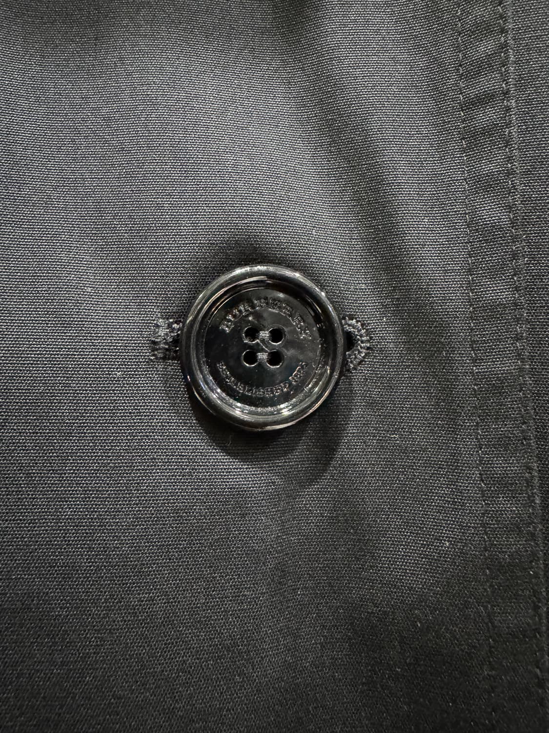 버버리 블랙 트렌치코트 40 정품 상품이미지5