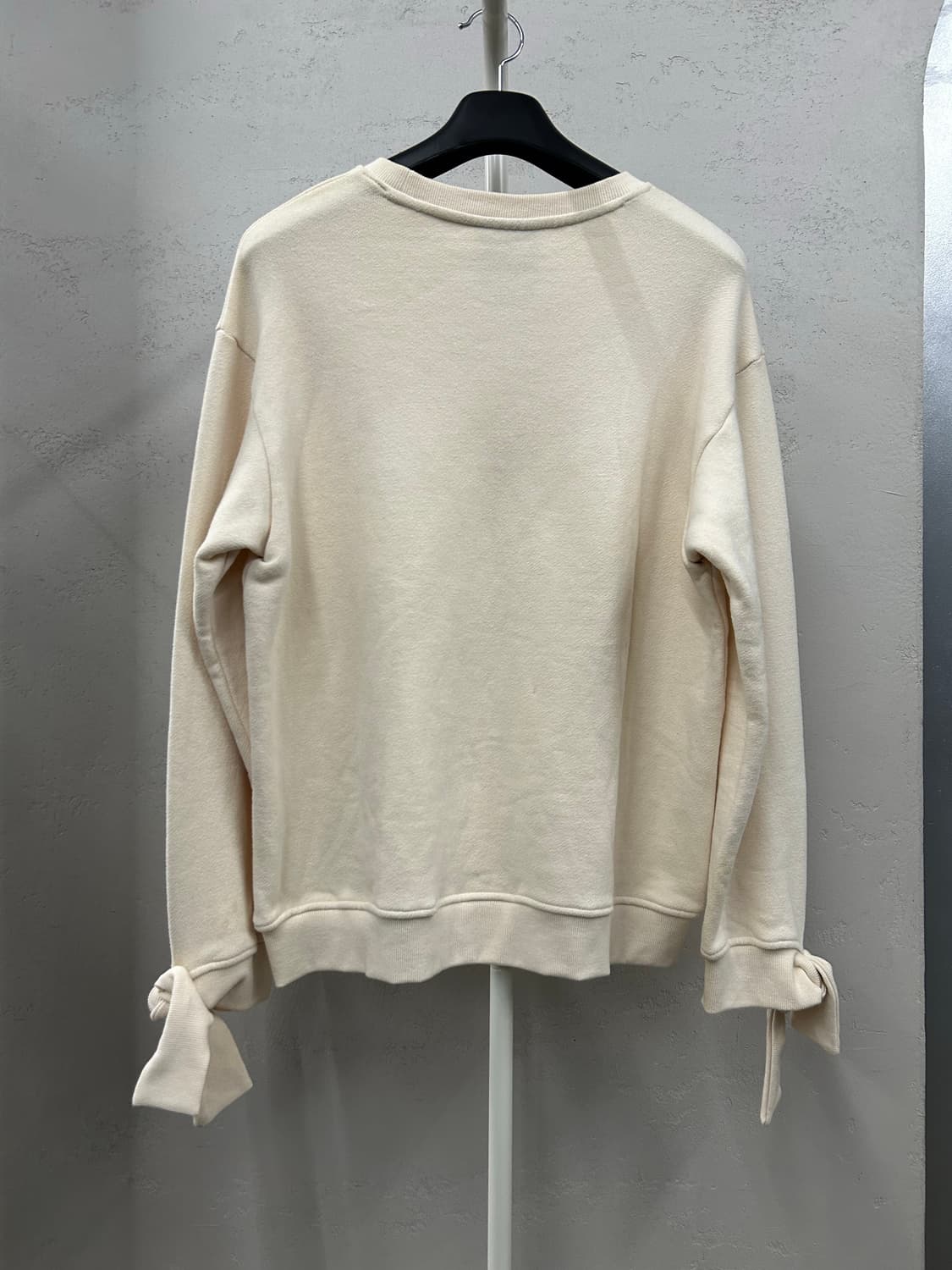 Near&Dear 리본 맨투맨 상품이미지3