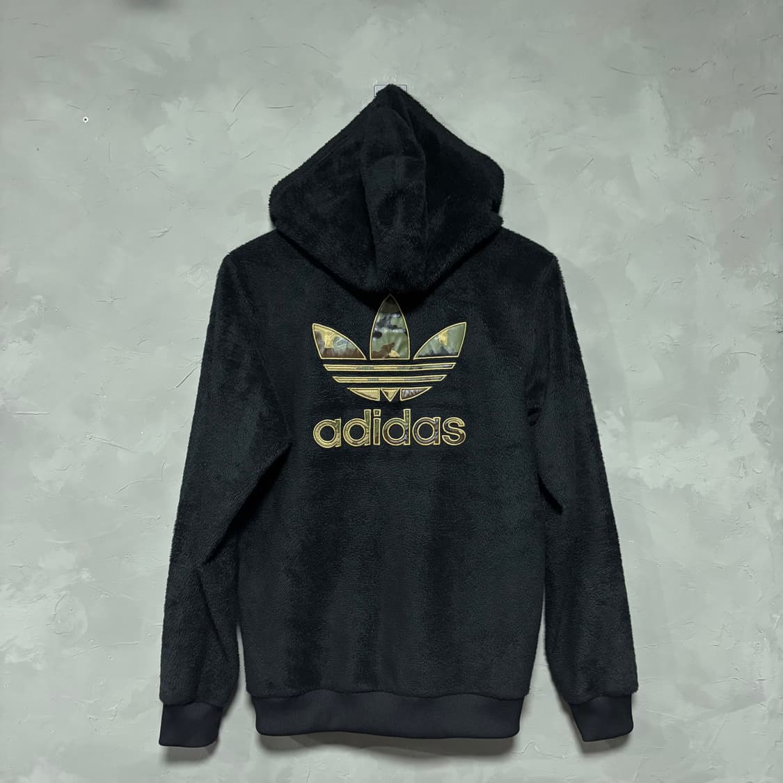 아디다스 파이어버드 백로고 쉐르파 후리스 검정 상품이미지4