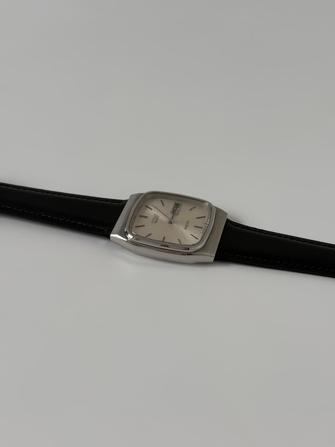 1980s Majesta Champagne Silver Quartz 상품이미지6