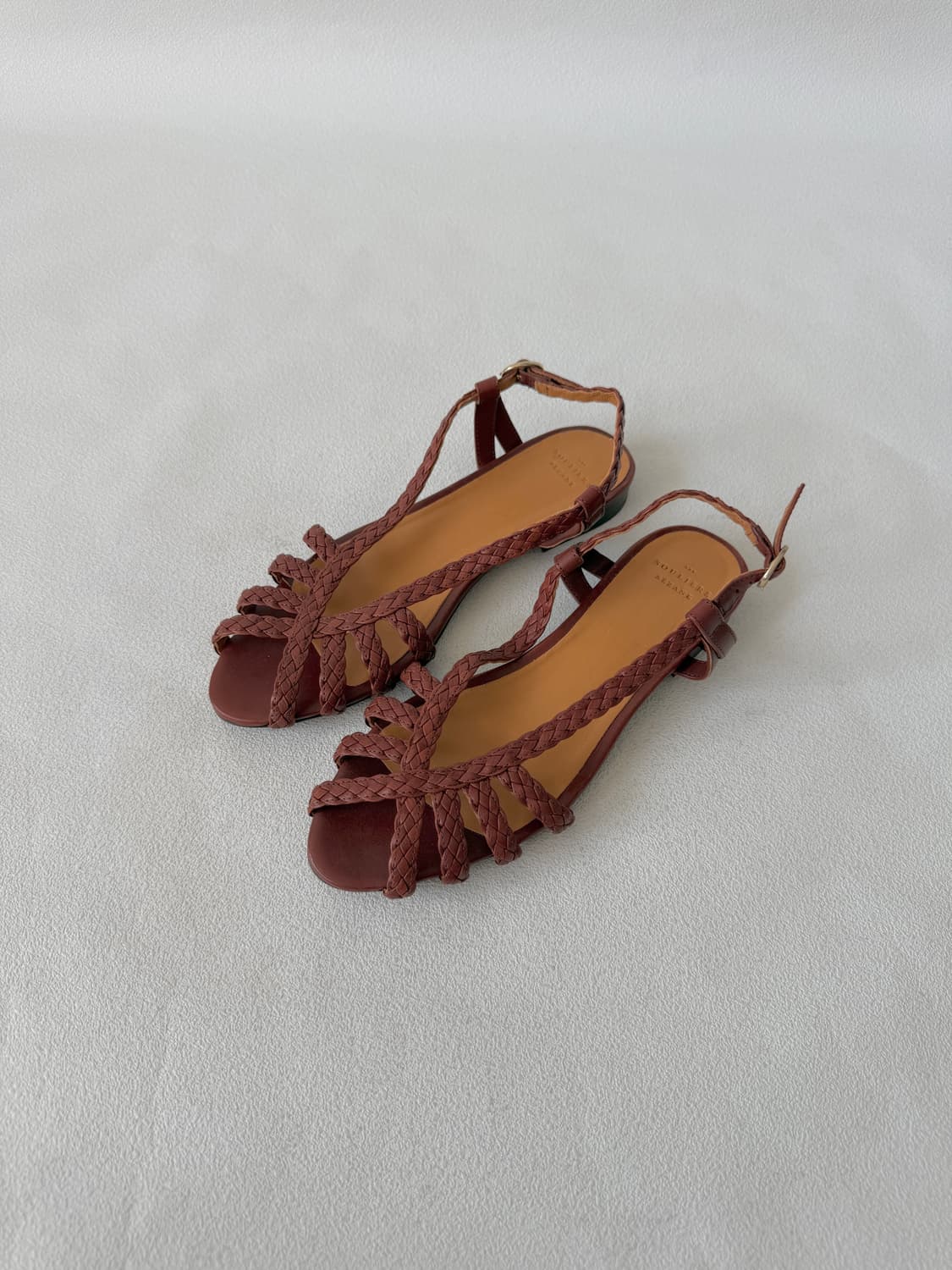 [EU39]SOULIERS Sézane 레더 샌들 상품이미지3