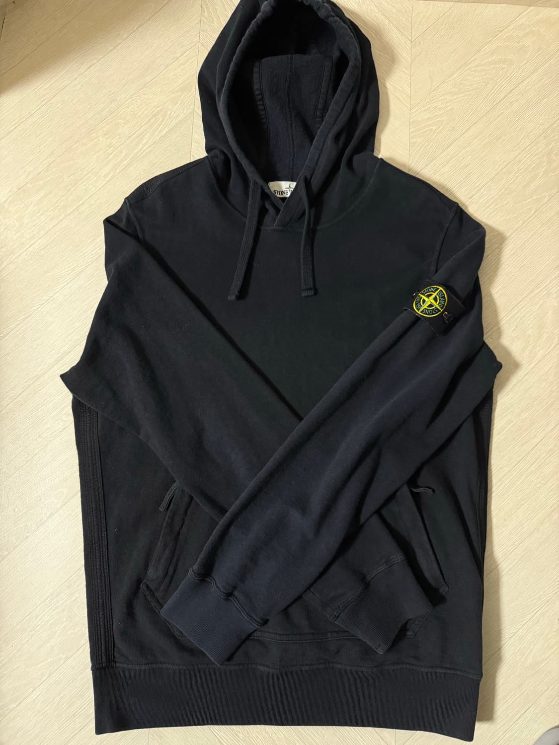 스톤아일랜드 포켓집업 후드 블랙 L 상품이미지1
