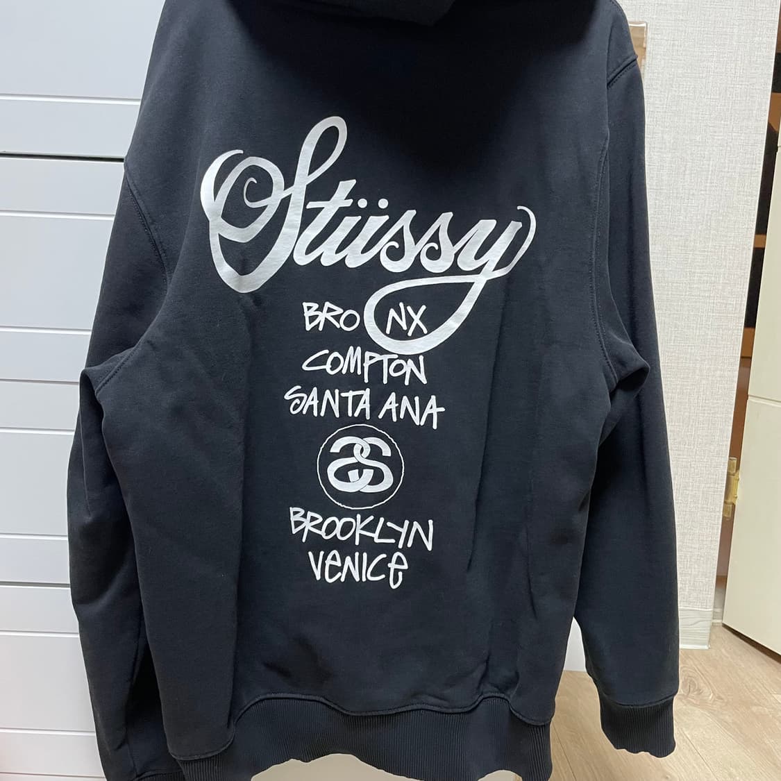 스투시 월드투어 후드집업 블랙 L 상품이미지2