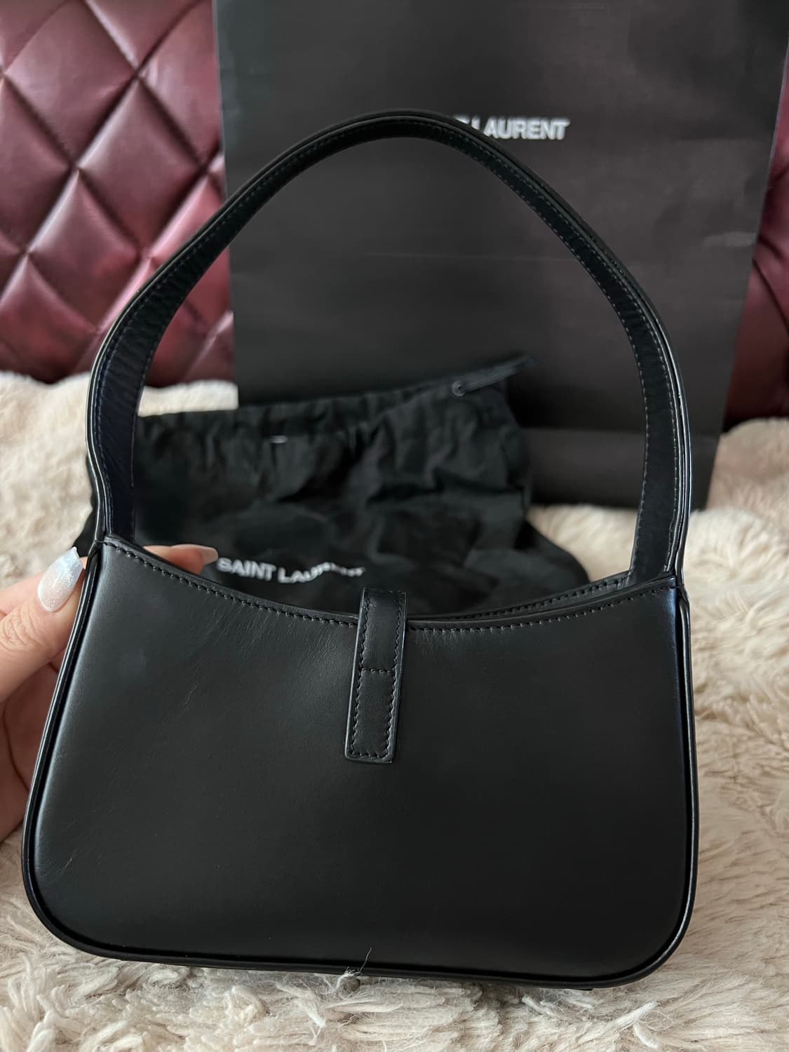 생로랑 미니 호보백 블랙 상품이미지3