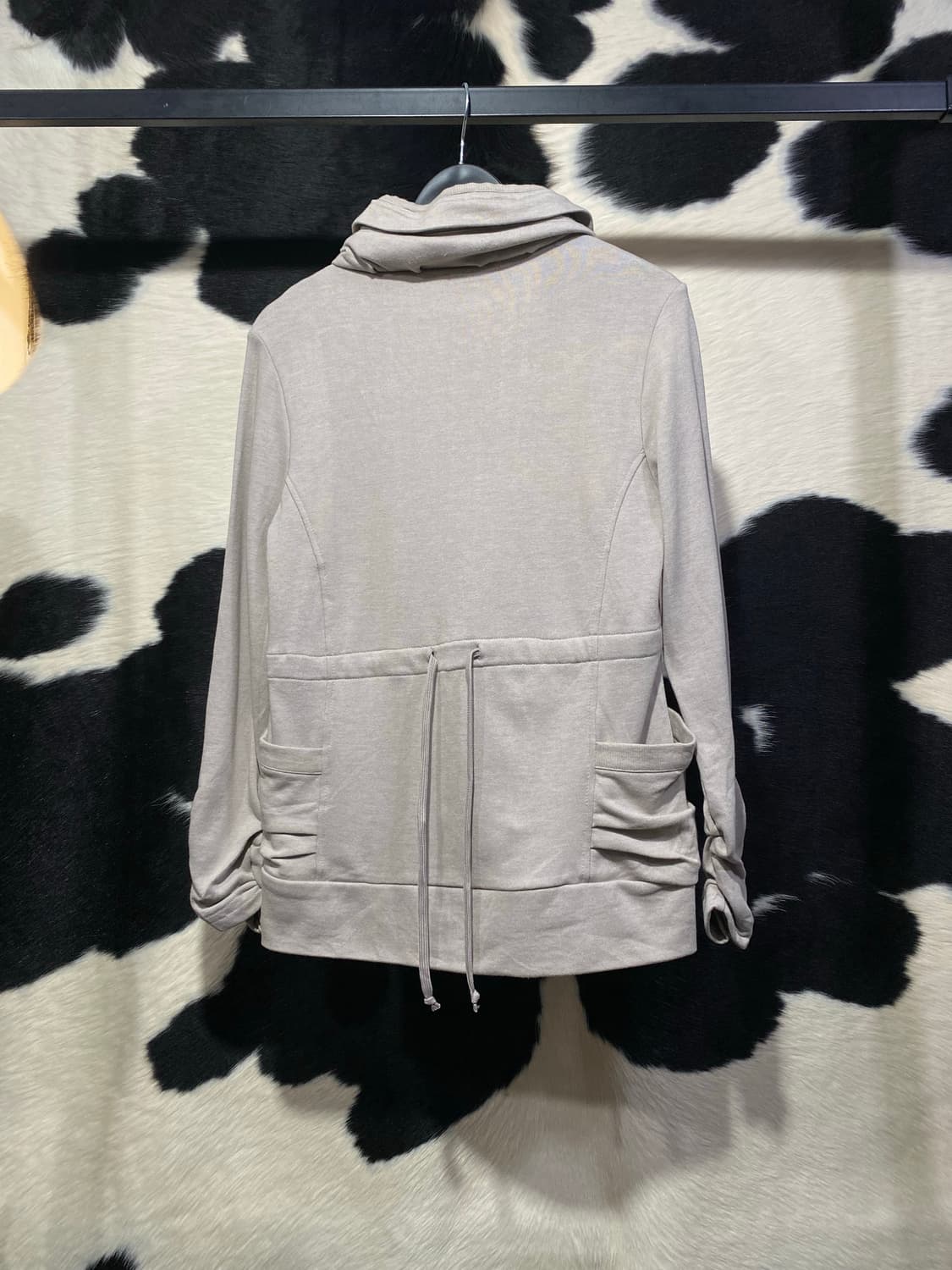 Che’re 셔링 디테일 집업 상품이미지5