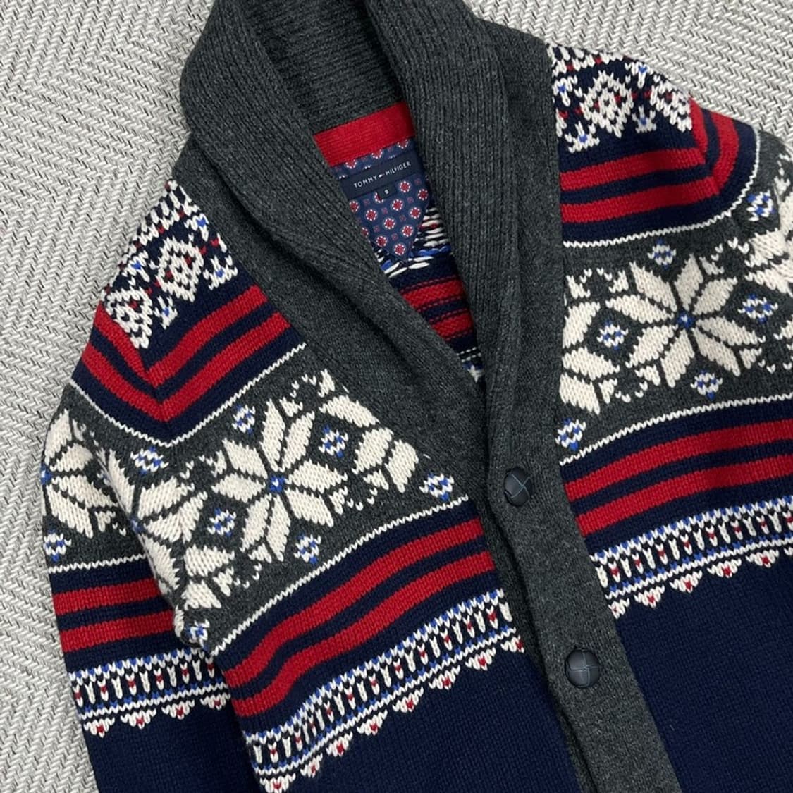 타미힐피거 눈꽃 패턴 가디건 v0853 상품이미지3