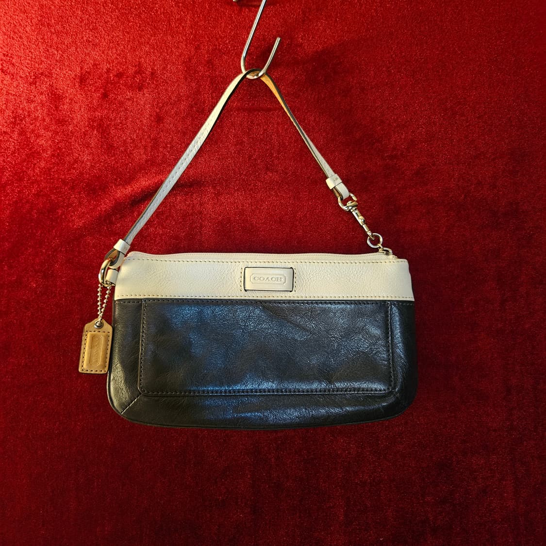 코치(COACH) 투톤 블럭 미니백 22 x 12 size 상품이미지1