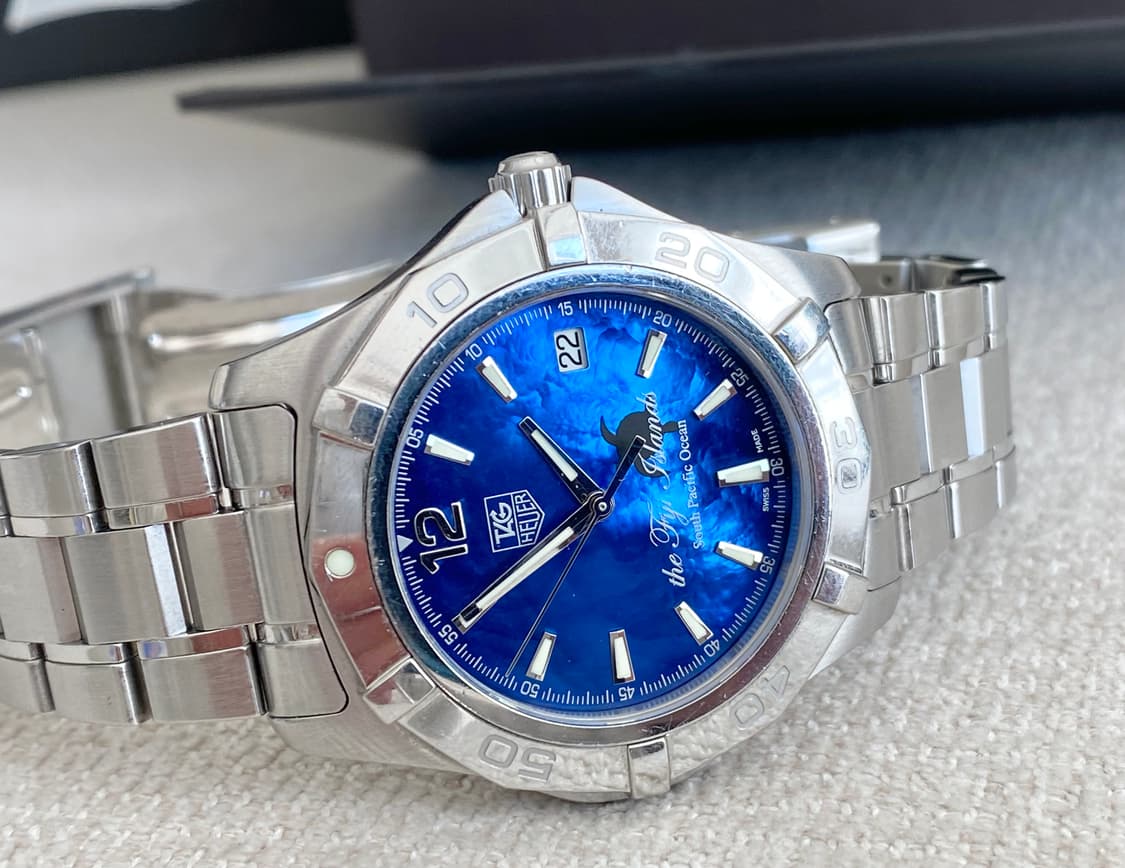 태그호이어 아쿠아레이서 피지 한정판 38mm 오토메틱 선레이블루 상품이미지6