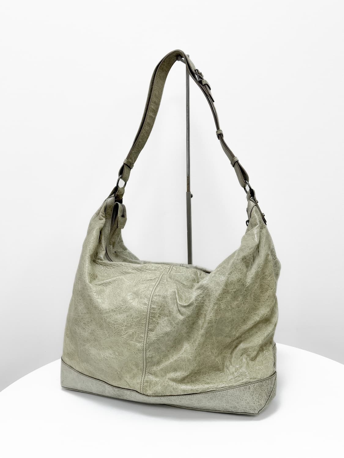 발렌시아가 아레나 레더 클래식 쿠리에 크로스백 상품이미지2