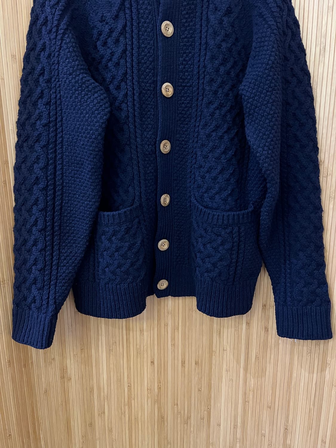 빔즈 BEAMS M사이즈 아란 니트 가디건 네이비 상품이미지5