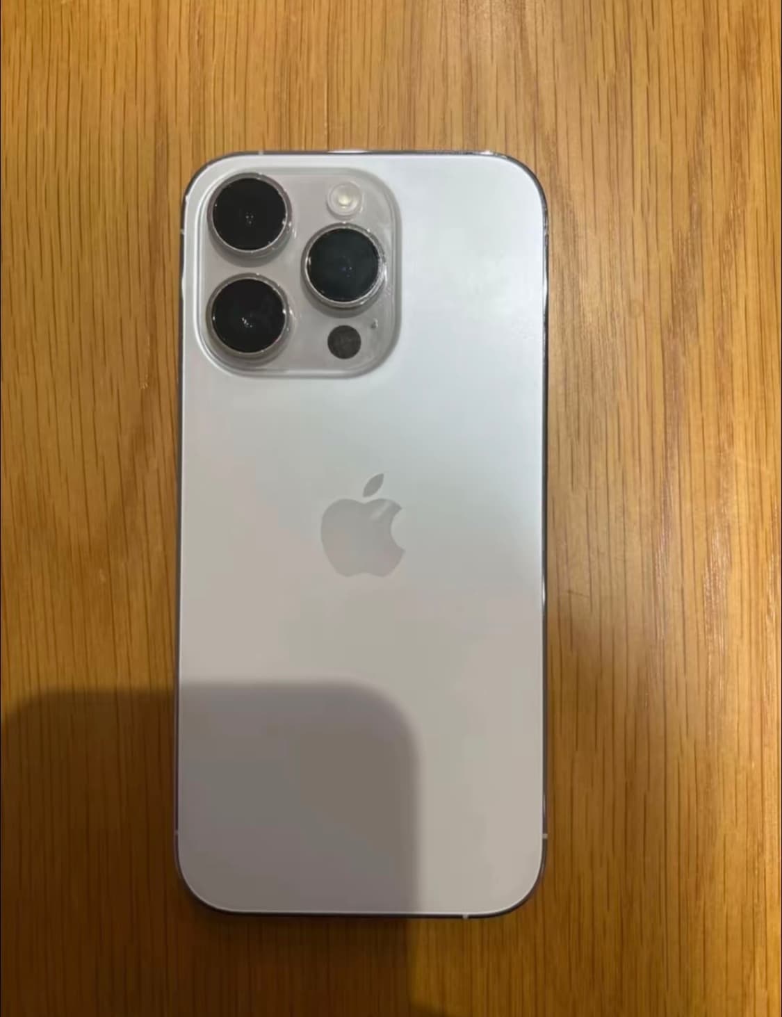 아이폰16프로 상품이미지1