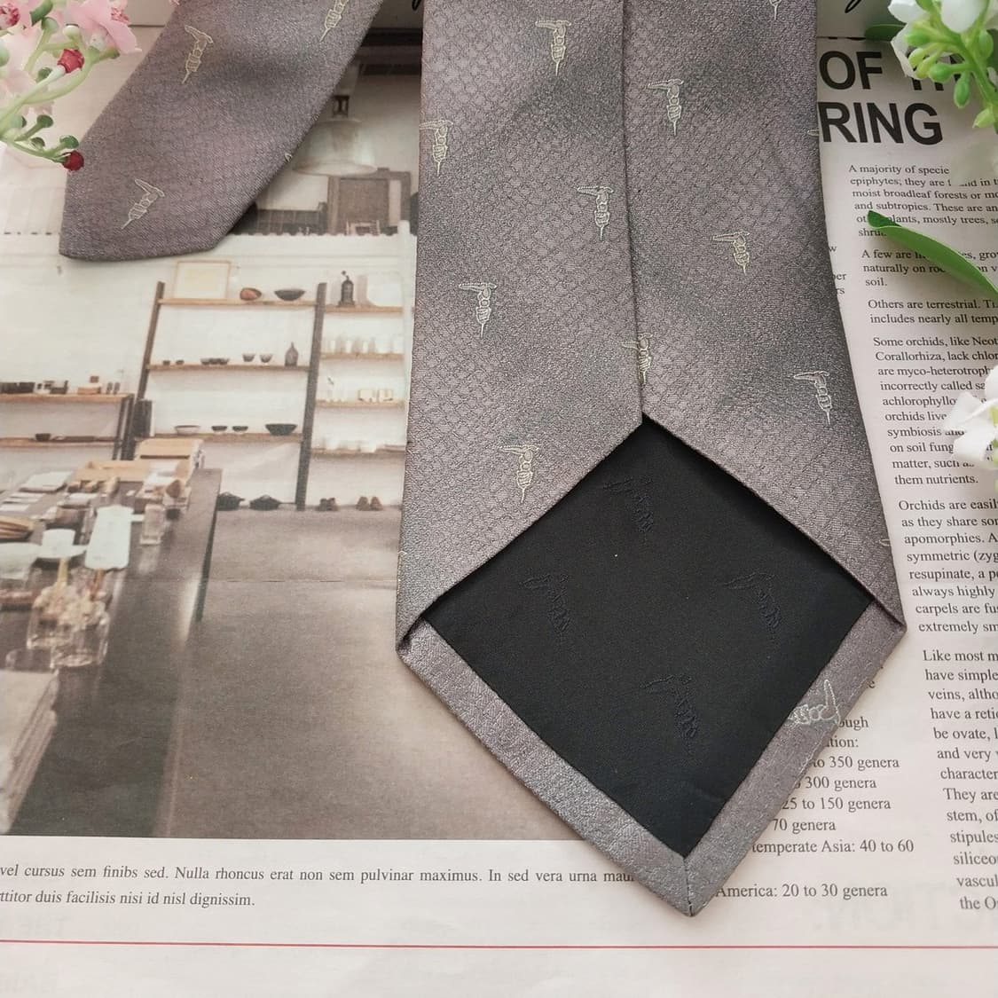 트루사르디 실크 자카드 로고 넥타이 9.3cm A+등급 K1649
 상품이미지6