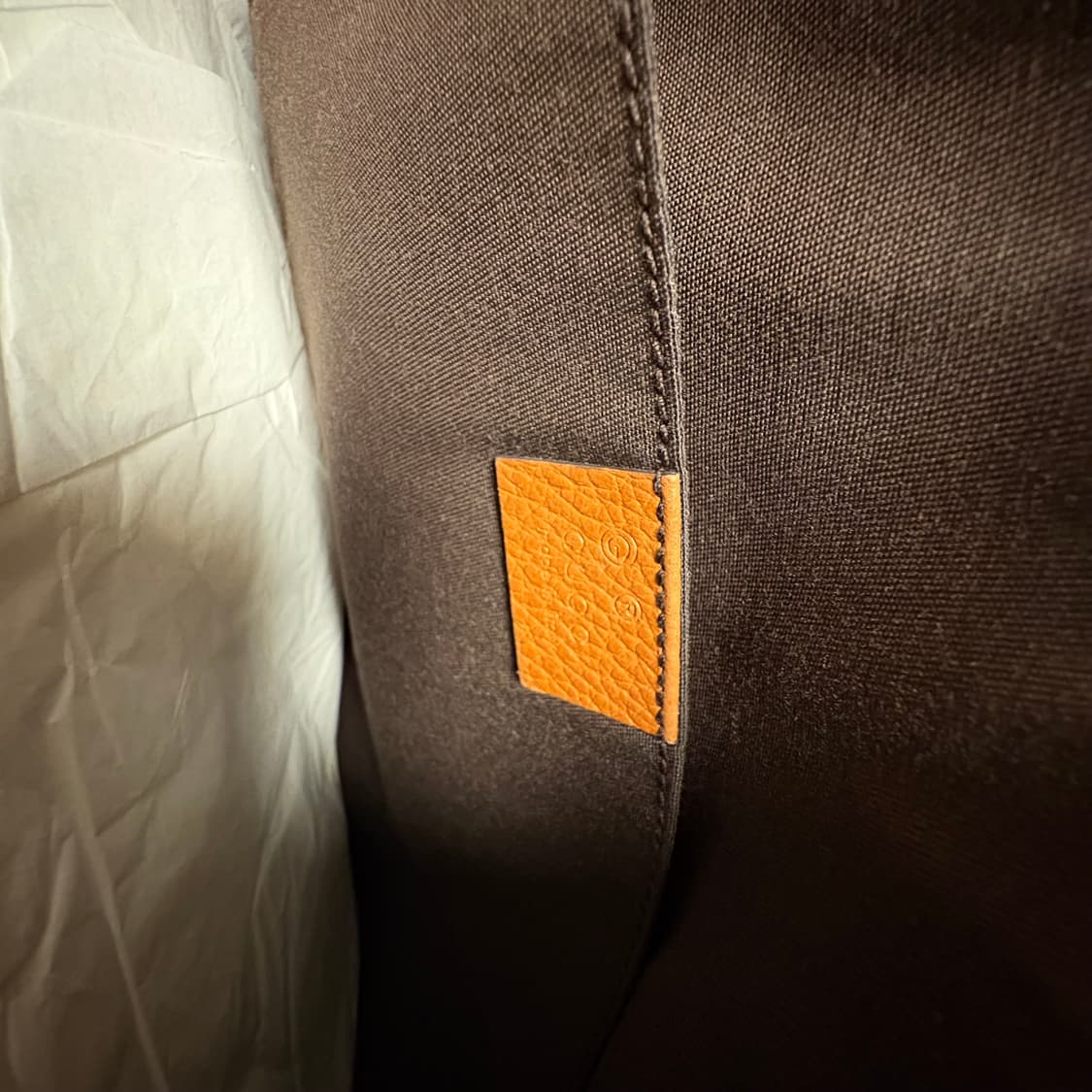 구찌 가죽 파우치 브라운 뱀부 태슬 상품이미지3