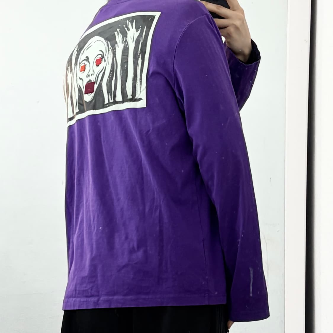 아크네 스튜디오 스크림 롱슬리브 상품이미지3