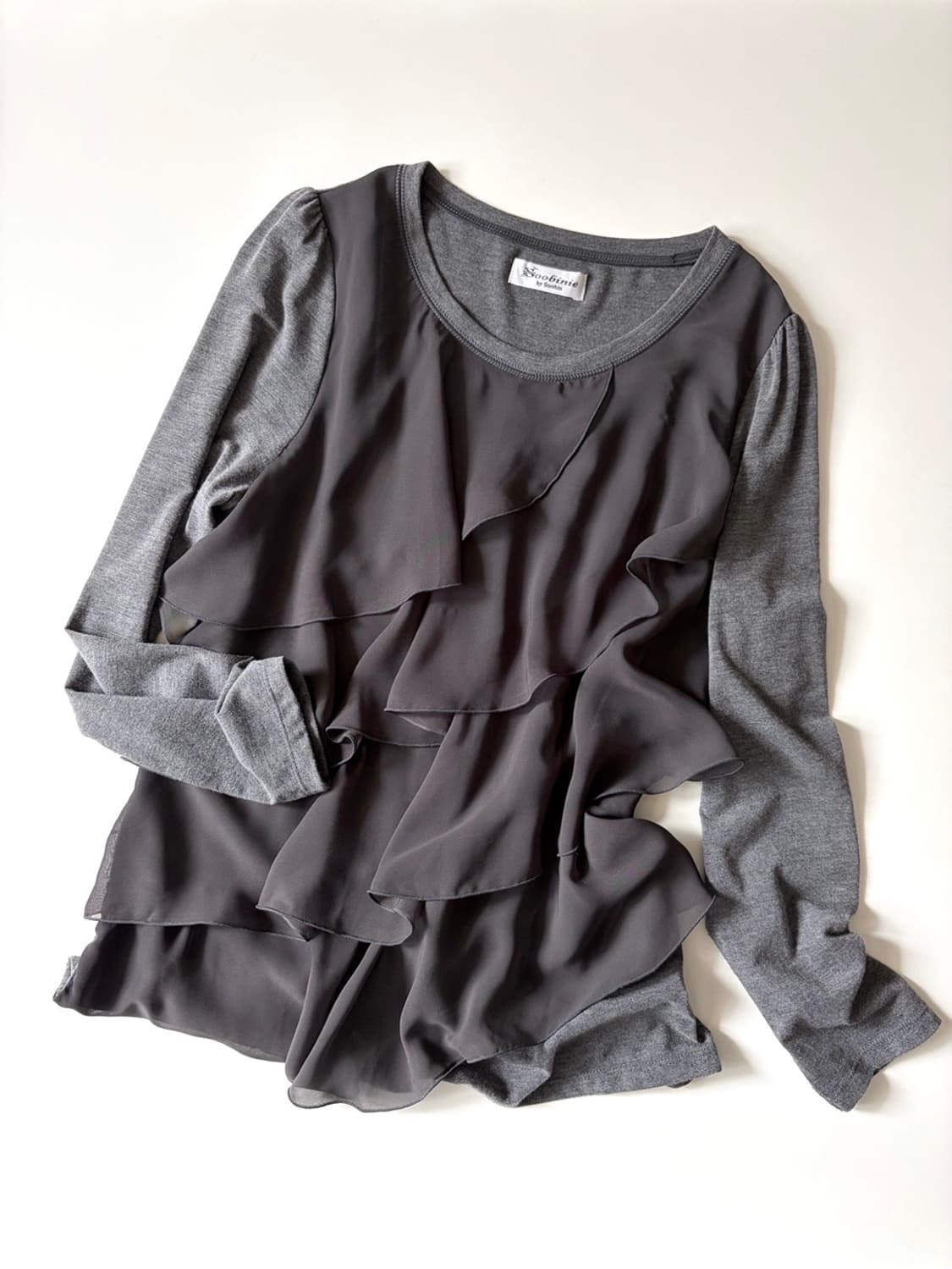 ruffle long sleeve top 상품이미지1