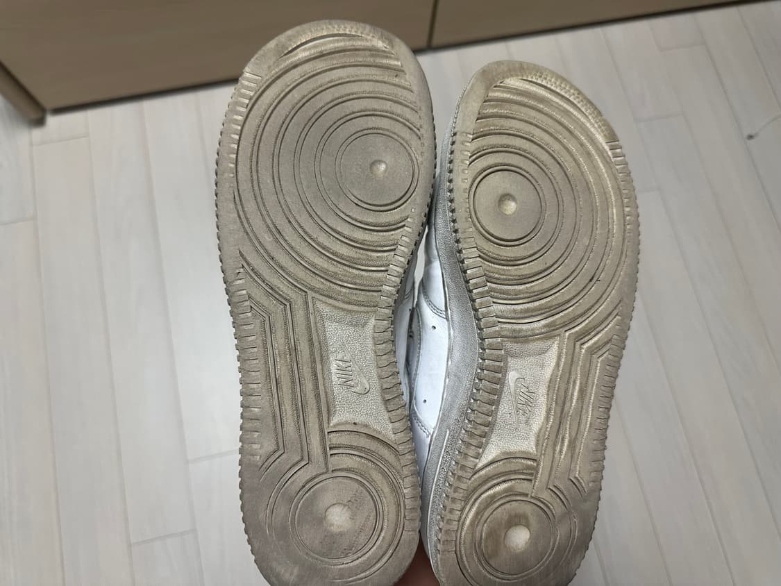 나이키 에어포스1 상품이미지2