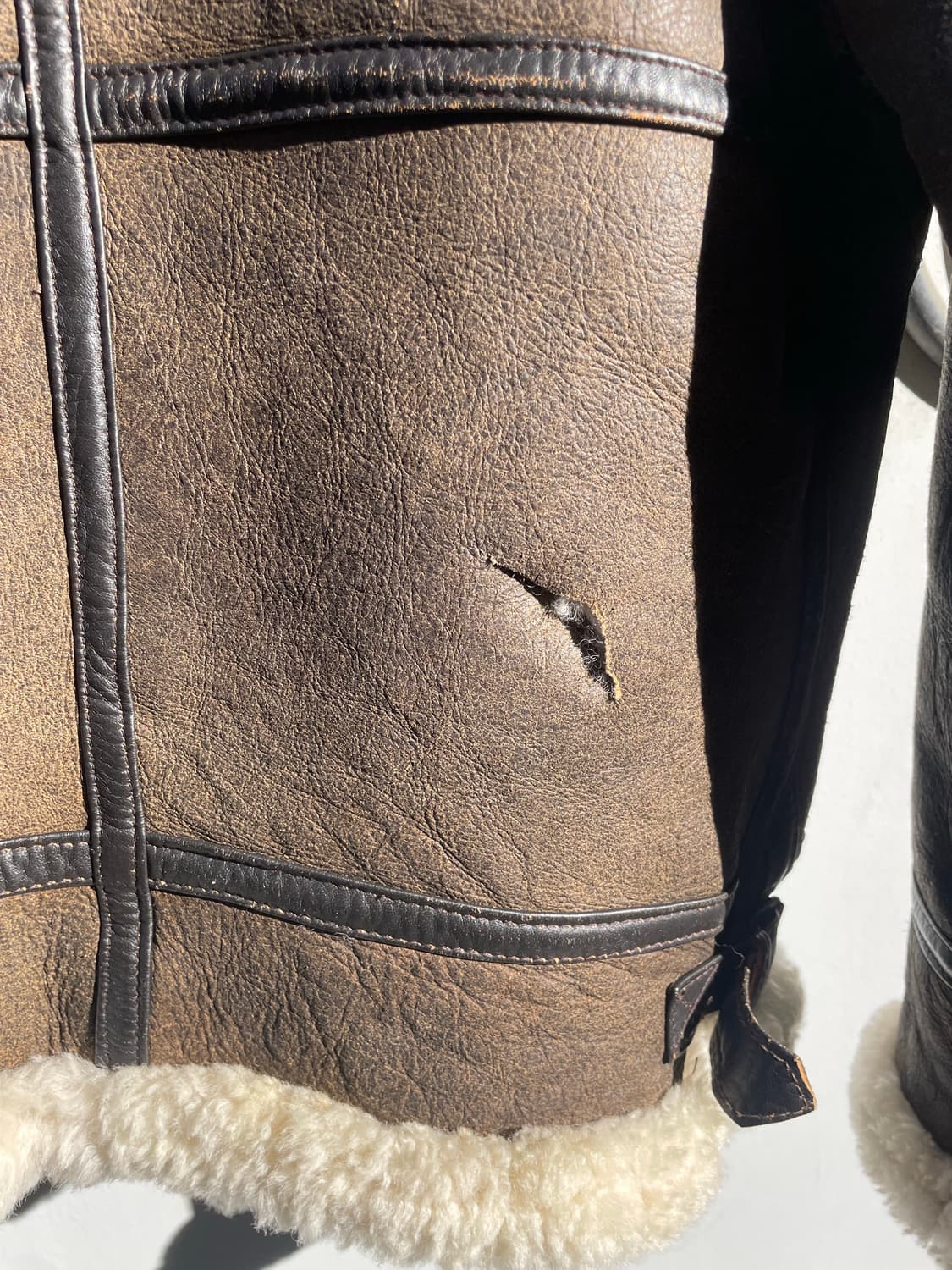 Alpha Industries B-3 Leather Bomber 상품이미지10