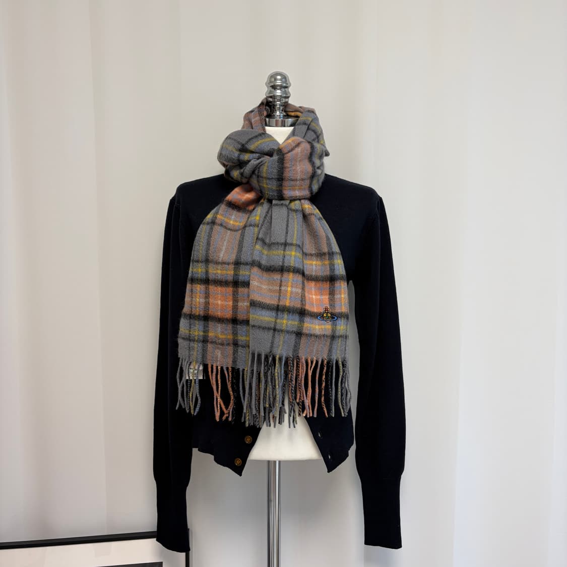 비비안웨스트우드 캐시미어 체크 머플러 새상품 상품이미지1