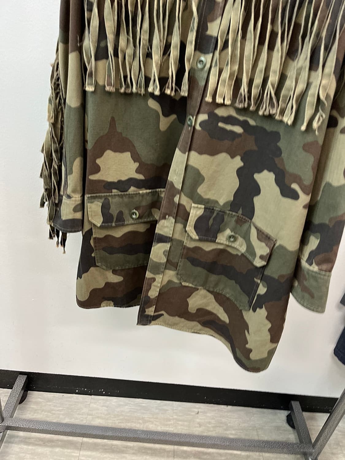 여) 페이스커넥션 카모플라쥬 프린지 야상 상품이미지6