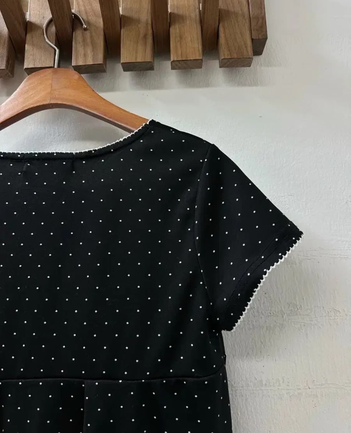 일본빈티지 블랙도트 자수 리본 디테일 블라우스  상품이미지6