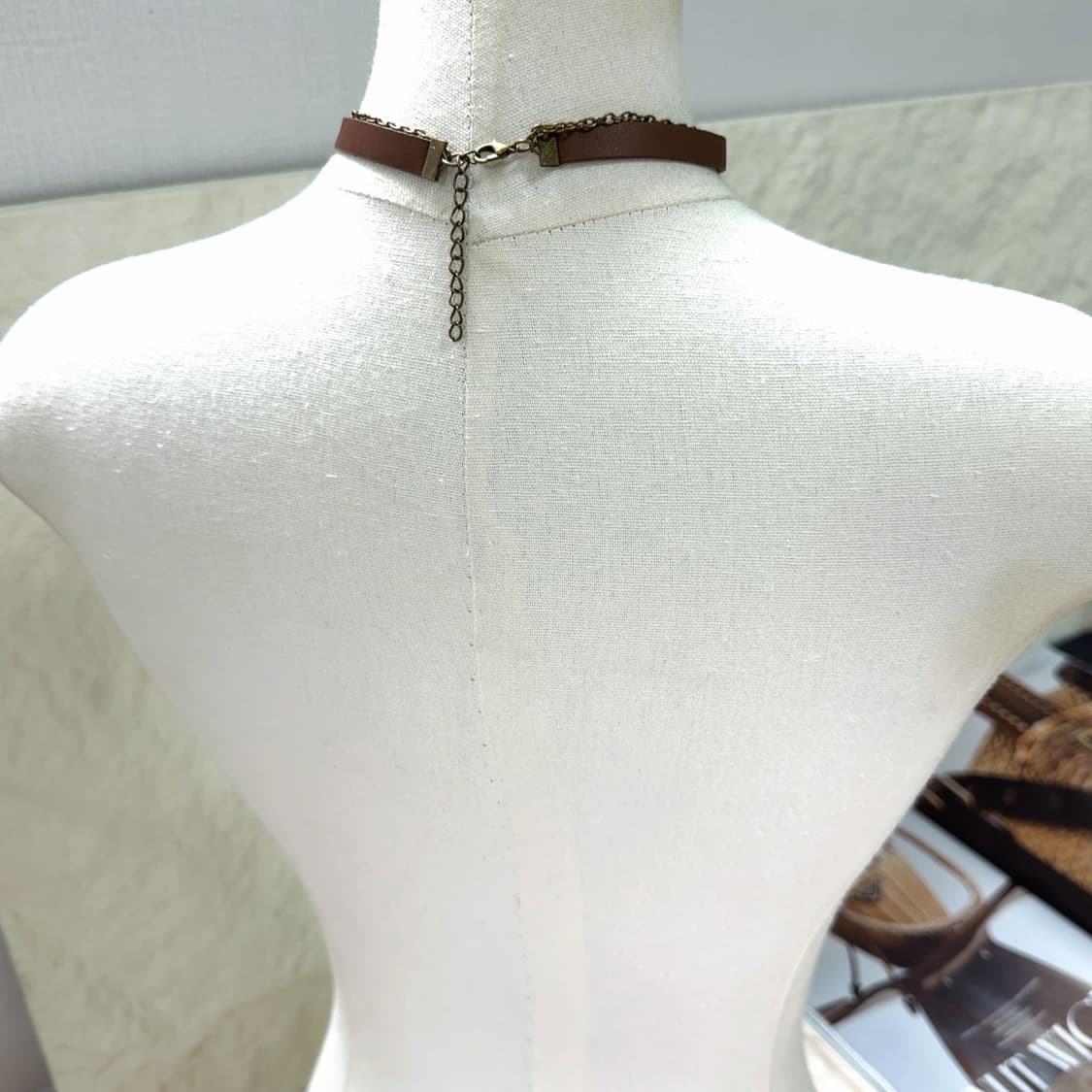 빈티지 고딕 가죽 큐빅 십자가 초커 목걸이 상품이미지3