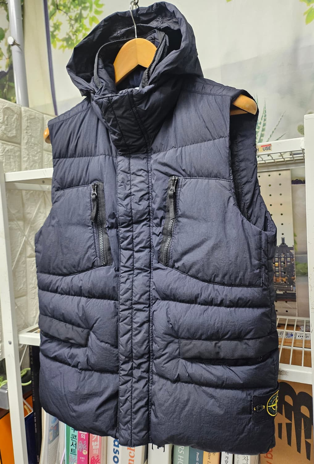 스톤아일랜드 패딩조끼 M 와펜 패딩 베스트 XD29 상품이미지5