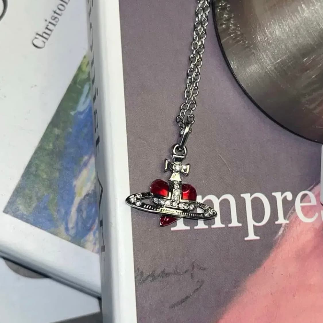 비비안웨스트우드 디아망떼 레드 목걸이 상품이미지3