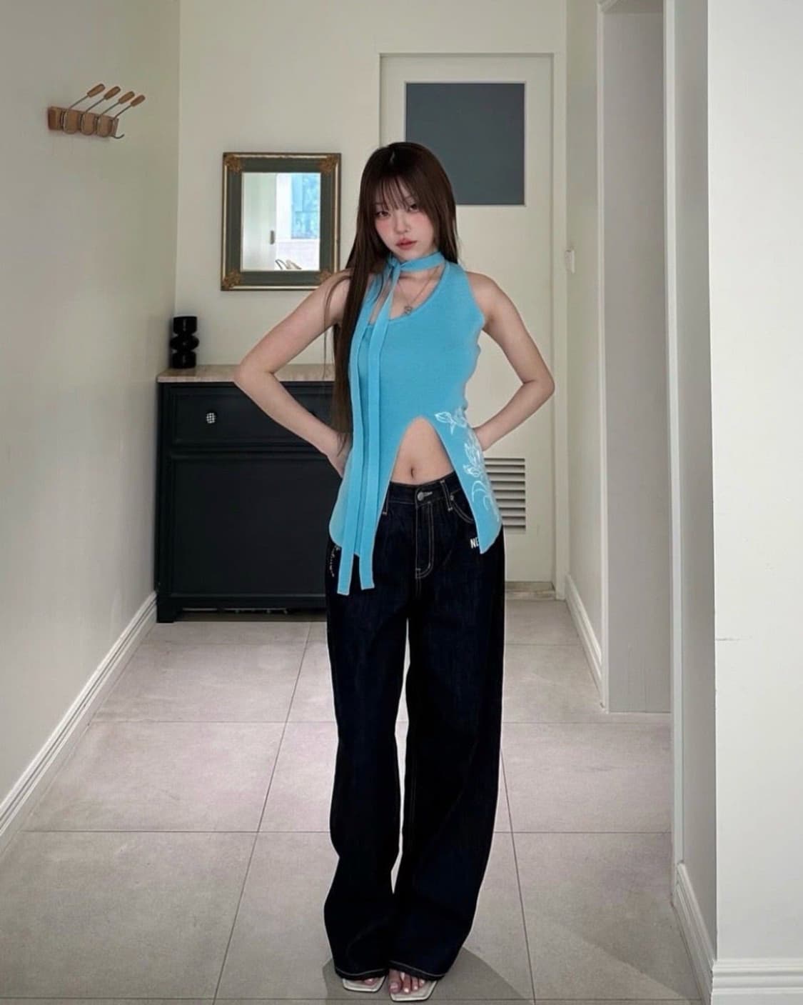 뉴얼린 루비 플라워 원숄더 Ruby flower one shoulder 상품이미지2