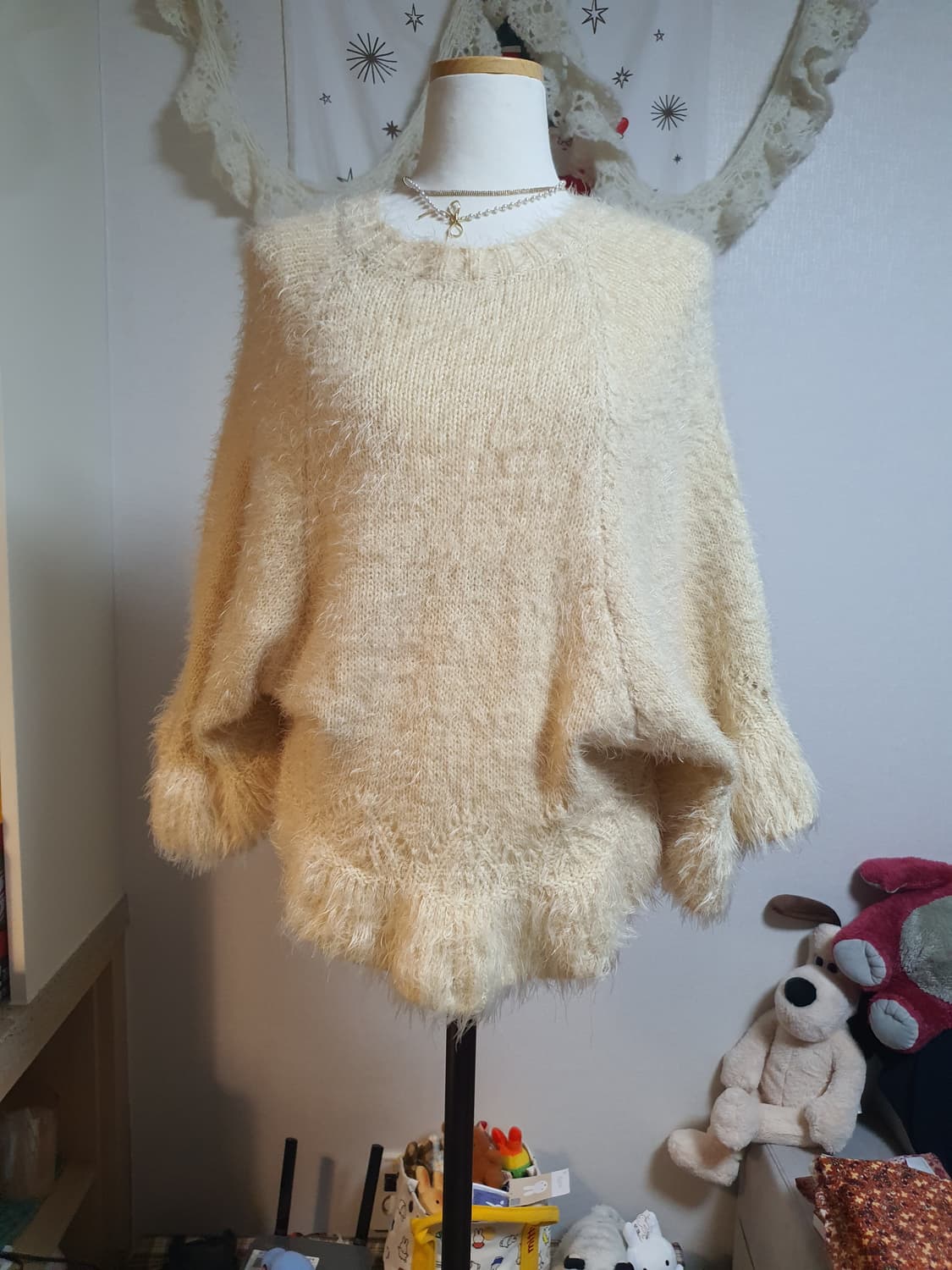 [모리걸] 아이보리 털실 니트 루즈핏 케이프 달천 사와코 상품이미지1