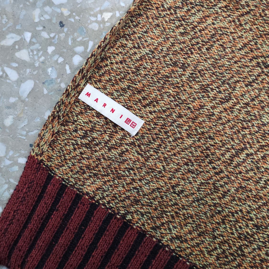 유니클로 X 마르니 후드 머플러 상품이미지4