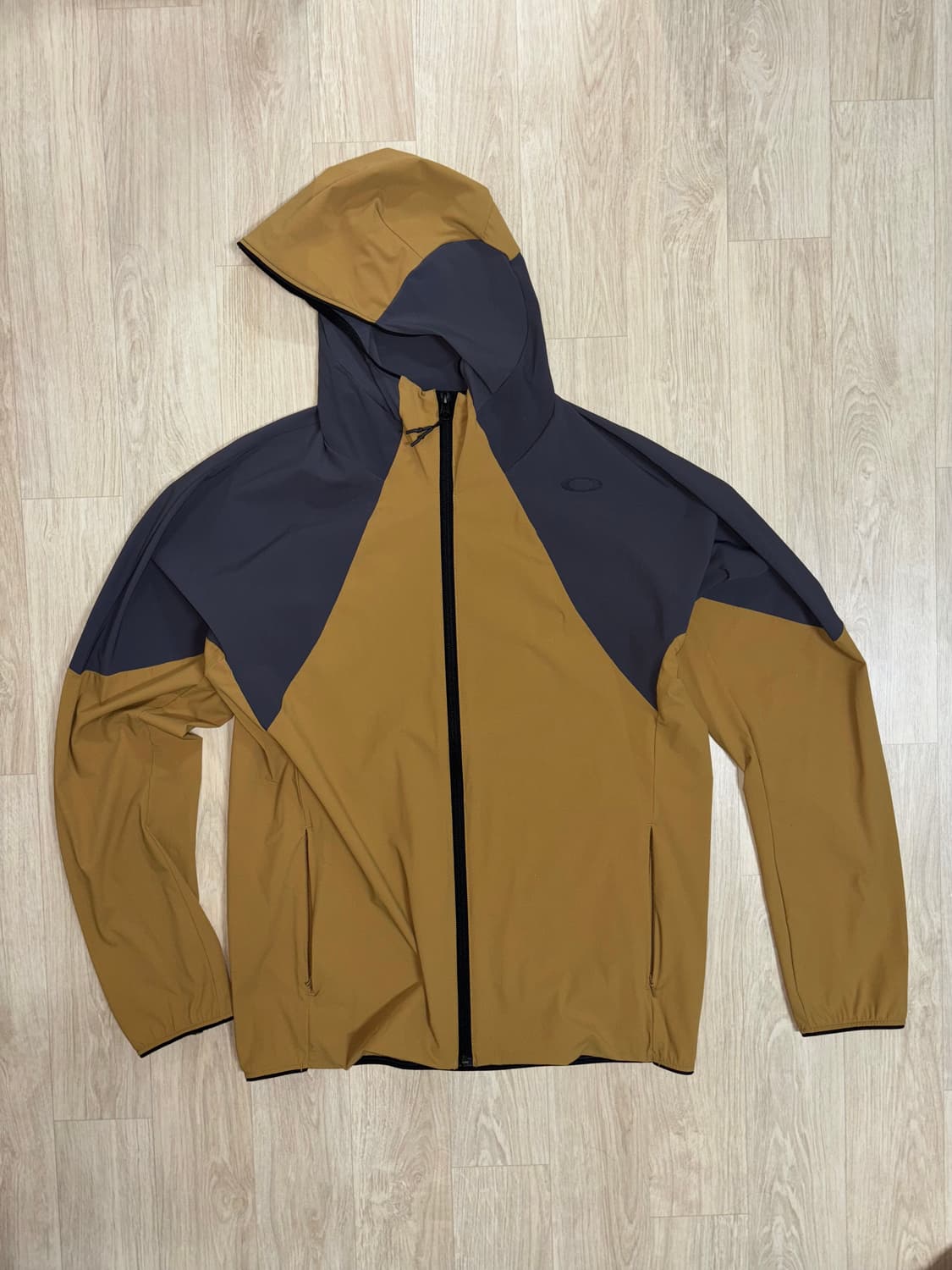 오클리 써모뉴클리어 tnp 후드 집업 바람막이 상품이미지1