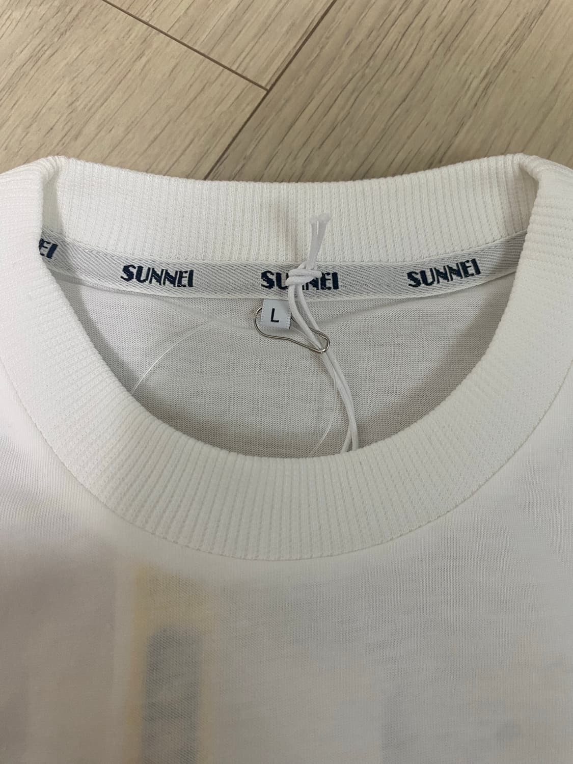 (새상품) 써네이 그래픽로고 티셔츠 상품이미지4