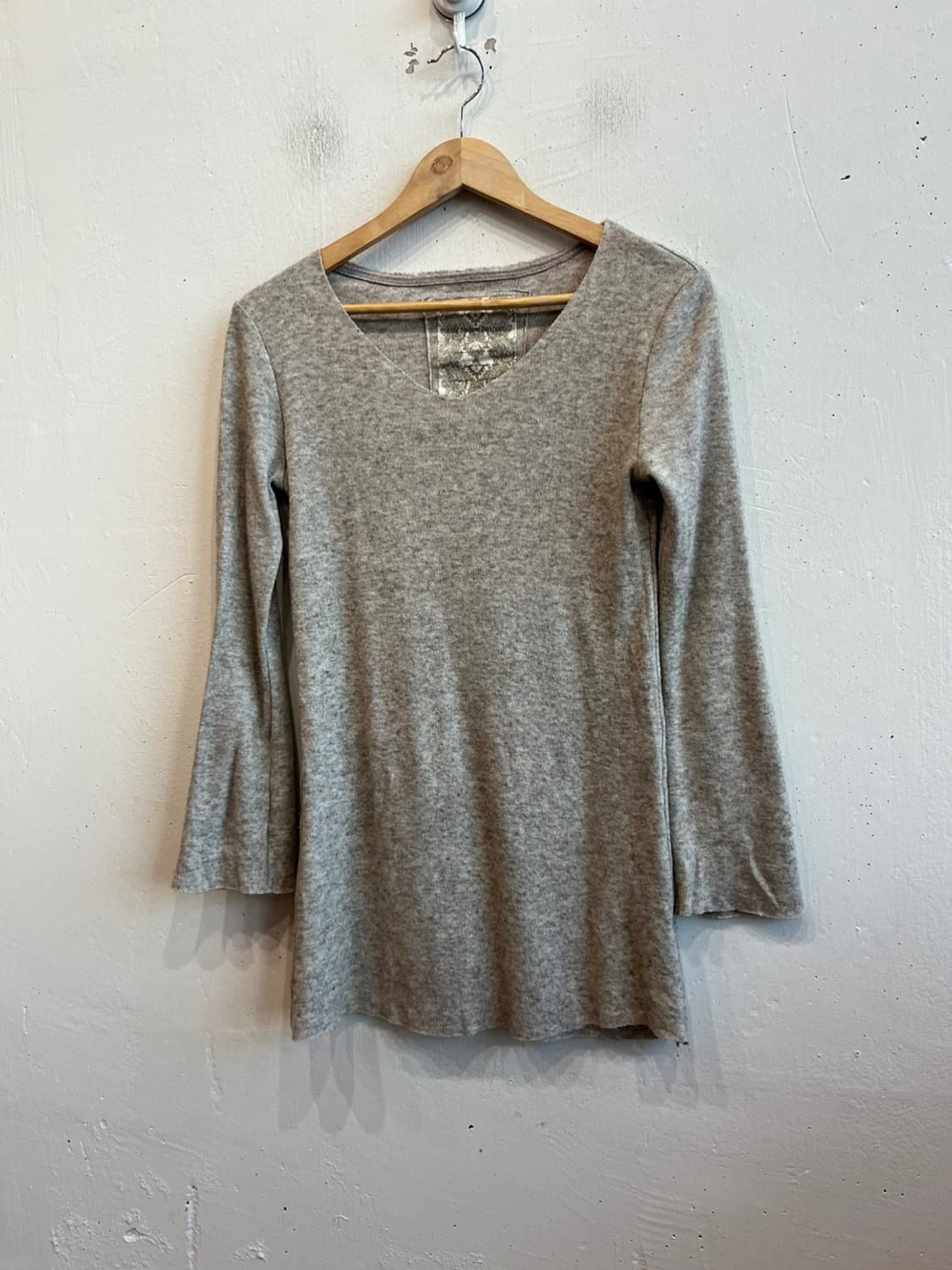 GOA 고아 니트 롱슬리브 상품이미지1