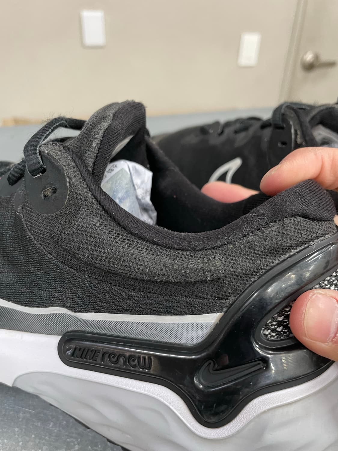 나이키 리뉴 런3 블랙 화이트 250 상품이미지9