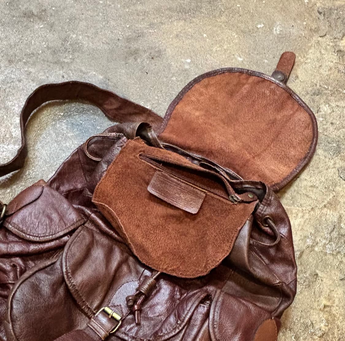 빈티지 복조리 가죽 백팩 상품이미지6