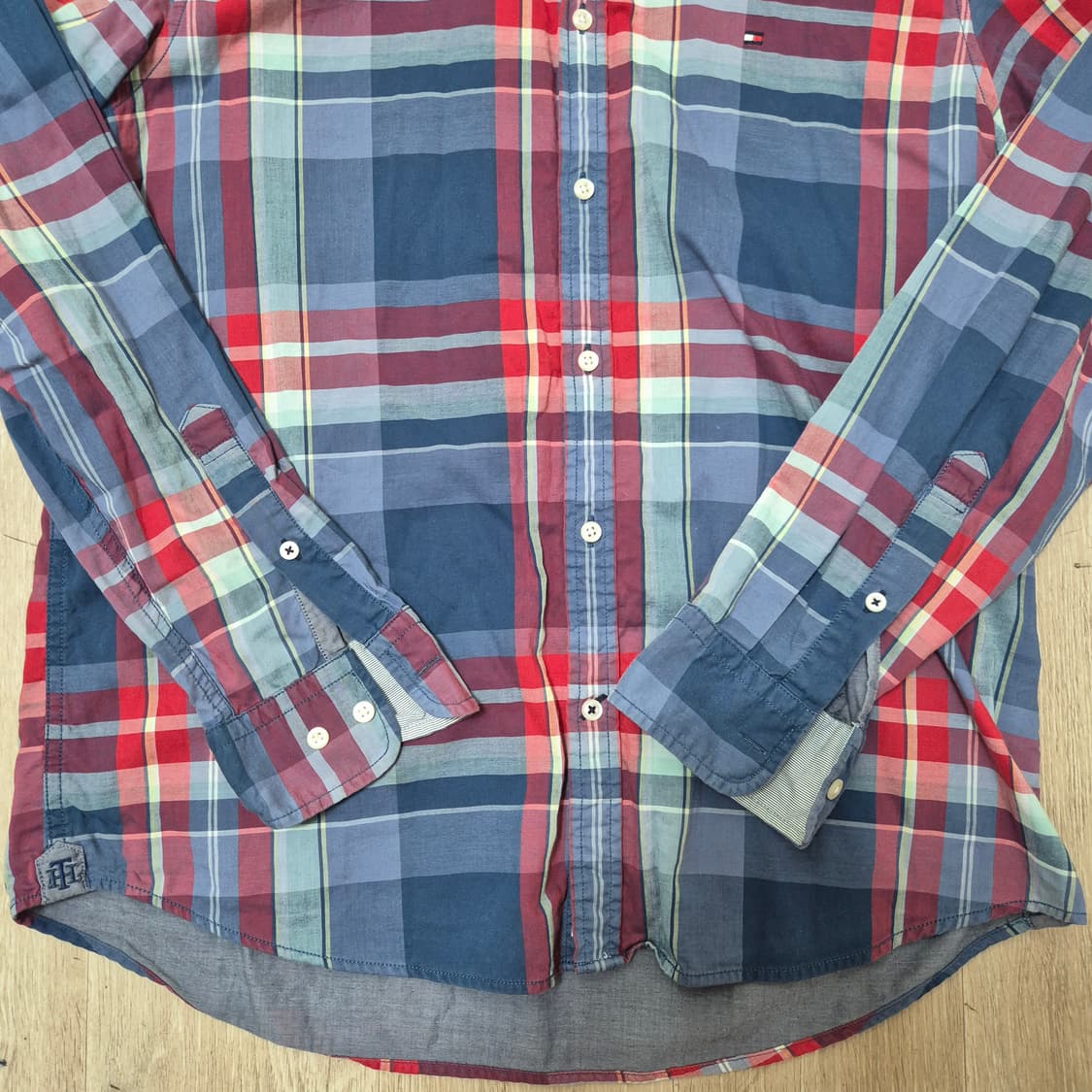 타미힐피거 슬림핏 체크셔츠  상품이미지3