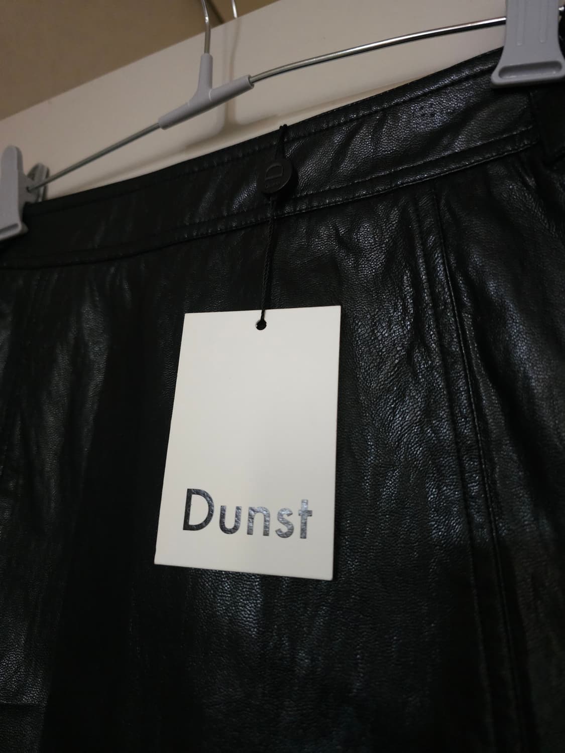 새상품)Dunst 던스트 비건레더 미니스커트 상품이미지5